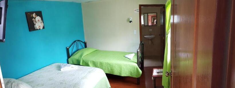 Номер Стандарт, Hosteria San Carlos Tababela