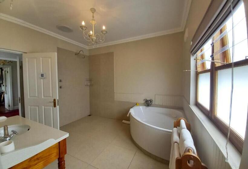 스탠다드 룸 킹사이즈 침대, La Pension Guest House