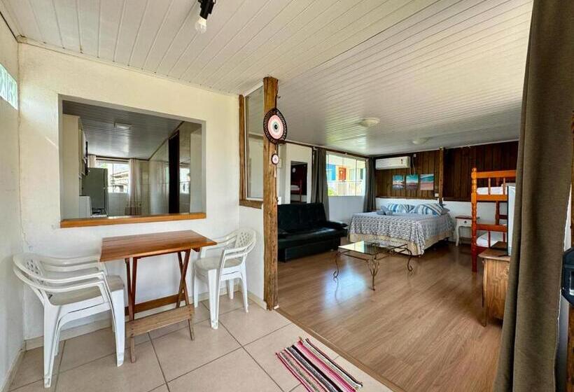 Standard studio with lake view, Pousada Lagoa Encantada