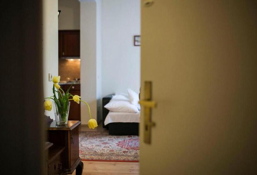 شقة غرفة واحدة, Ludo Apartman Hotel & Spa