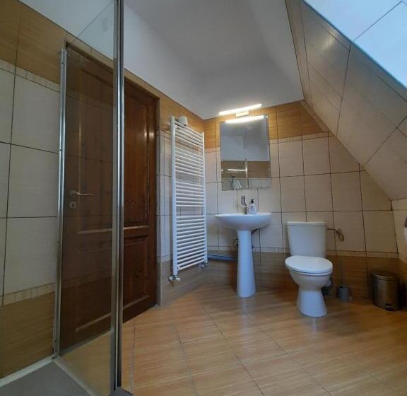 חדר משפחתי, Pannonia Rooms And Apartments