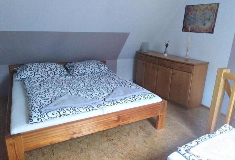 Duplex Szoba, Penzion U Dvojice