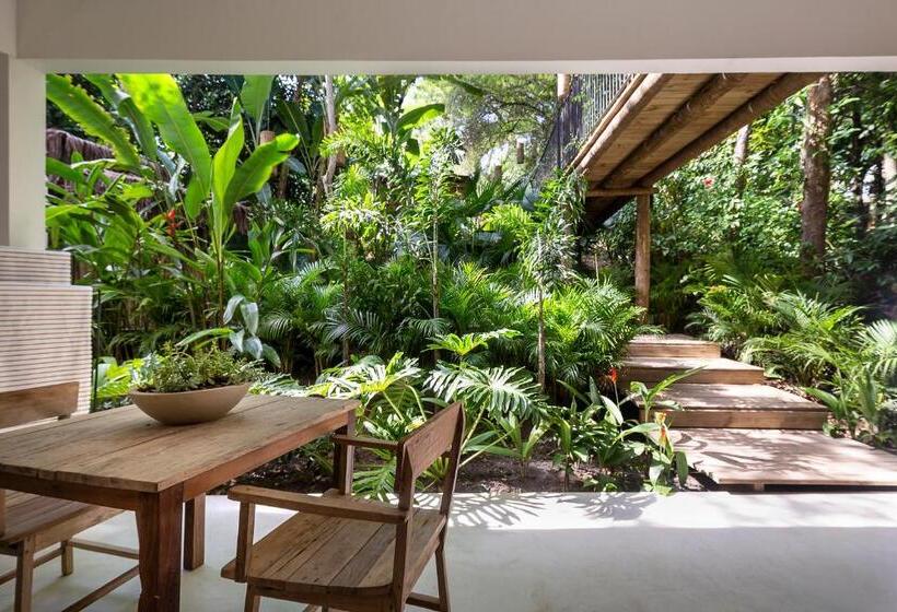 Quarto Deluxe, Pousada Seis E Meia