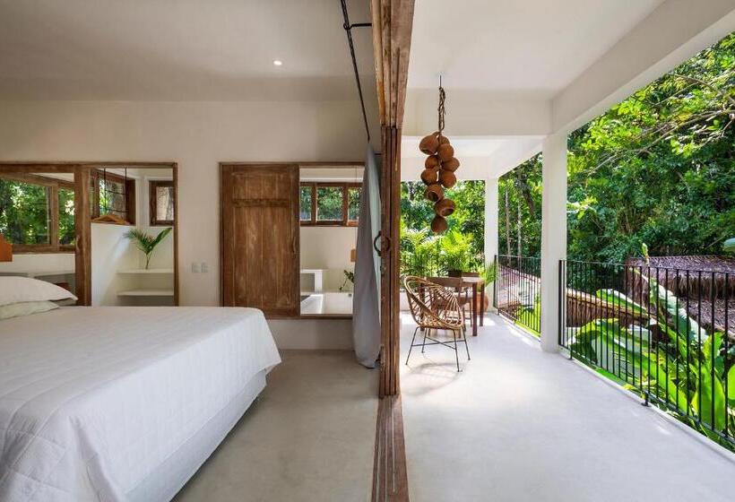 Quarto Deluxe, Pousada Seis E Meia