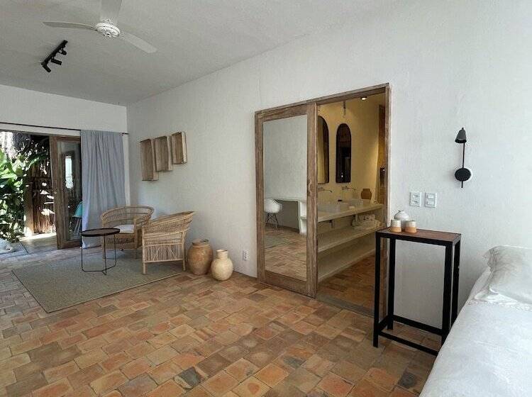 Quarto Deluxe, Pousada Seis E Meia