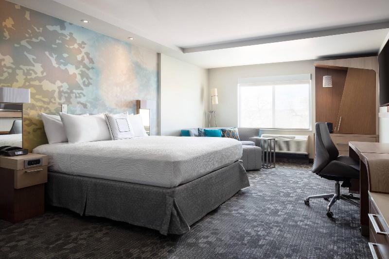 Номер Стандарт Вид на Горы, Courtyard By Marriott Loveland Fort Collins