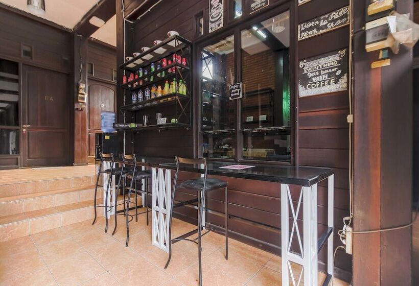 Номер Стандарт, Reddoorz @ Cilandak Timur