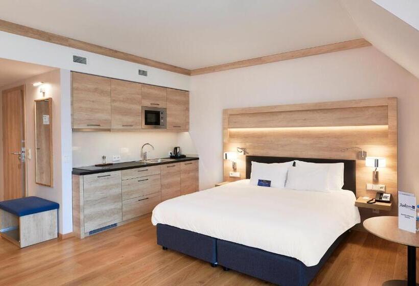 Студия Стандарт, Radisson Blu Hotel & Residences