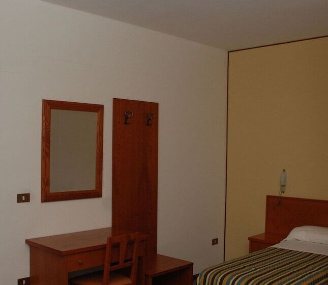 Üç Kişilik Standart Oda, B&b Sant'eufemia