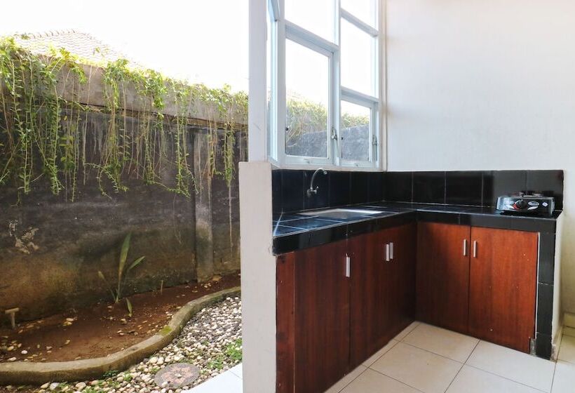 家庭间, Lembayung Sari Homestay
