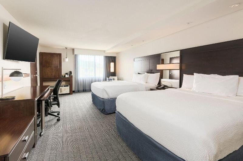 اتاق استاندارد با بالکن, Viet Nhat Halong Hotel   Bai Chay
