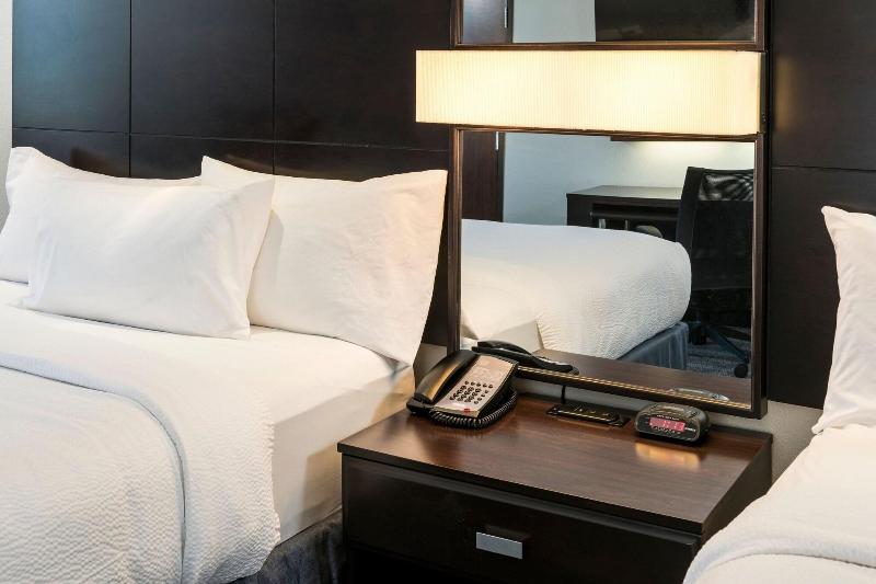 اتاق استاندارد با بالکن, Viet Nhat Halong Hotel   Bai Chay