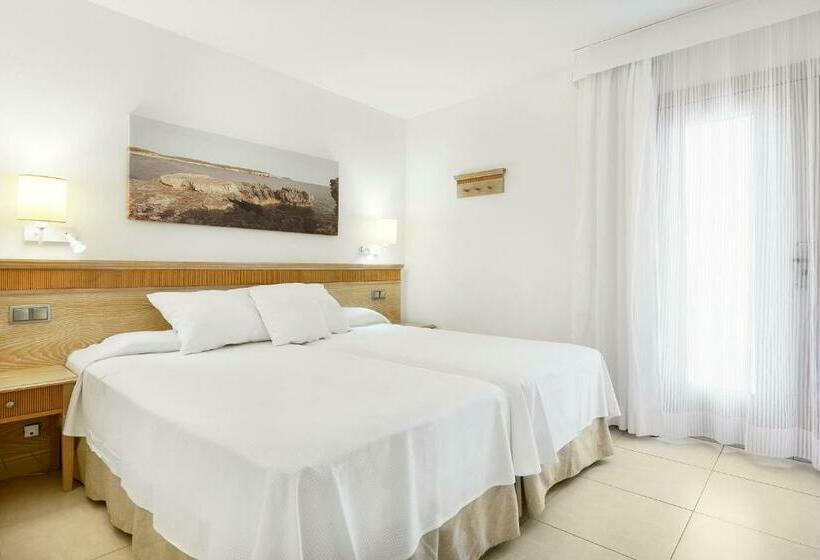 Семейный Номер Вид на Сад, Iberostar Waves Club Cala Barca