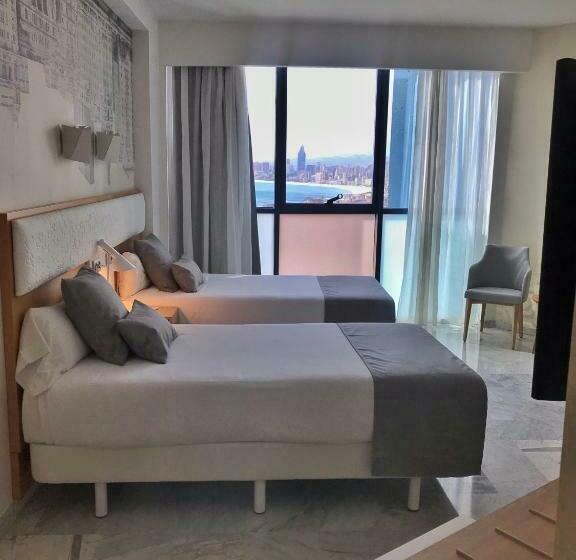 수피리어 룸, Madeira Centro