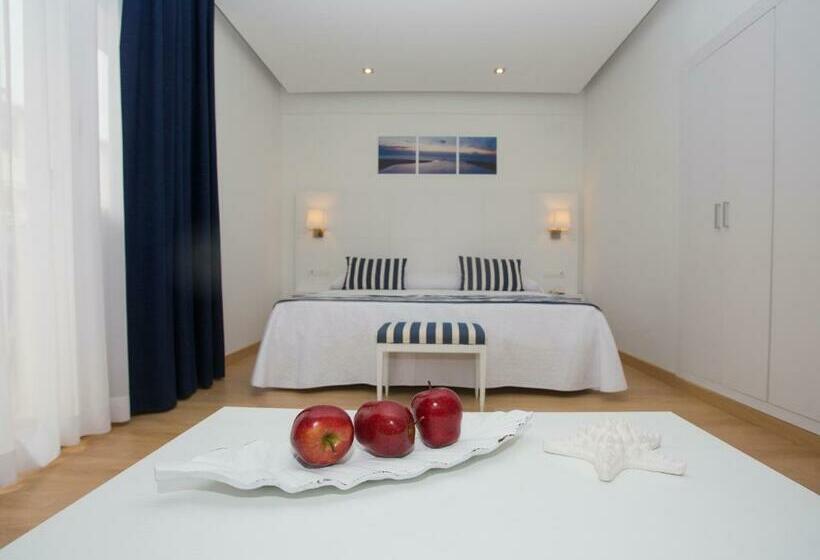 주니어 스위트, Voramar
