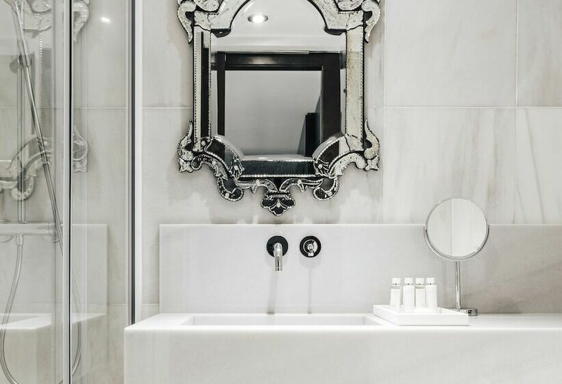 Люкс Кровать Кинг, Claris Hotel & Spa Gl, A Small Luxury Hotel Of The World