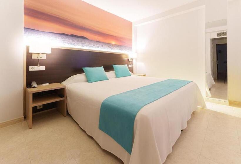 Superior-huone, Orosol By Typic Hotels