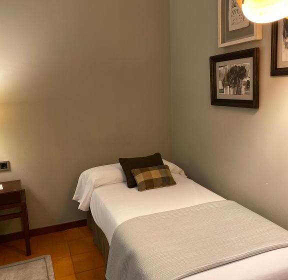 스탠다드 룸, Parador De Caceres