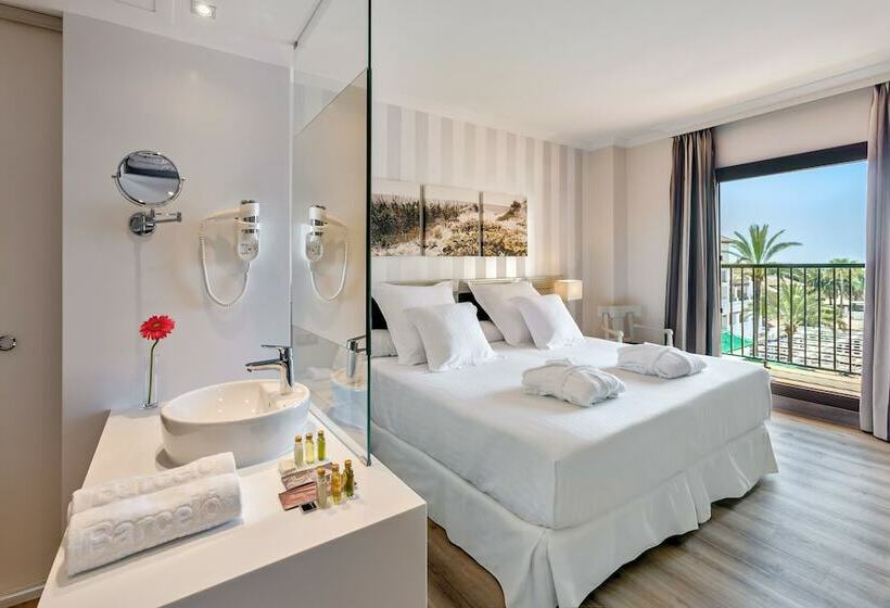Номер Deluxe Вид на Бассейн, Barcelo Isla Canela