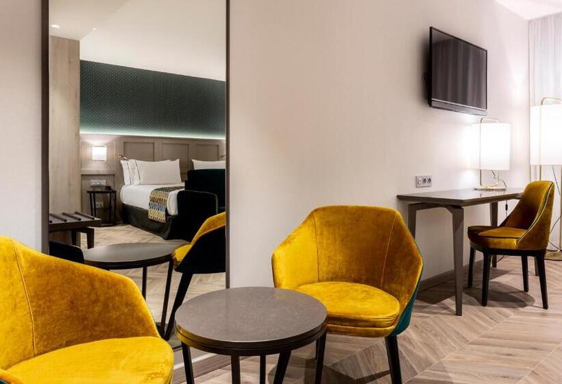 Полулюкс с Видом, Eurostars Puerta Real