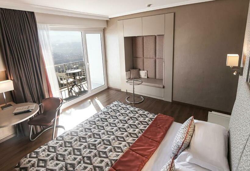 オーシャンビュースタンダードルームバルコニー付き, Mercure Monte Igueldo