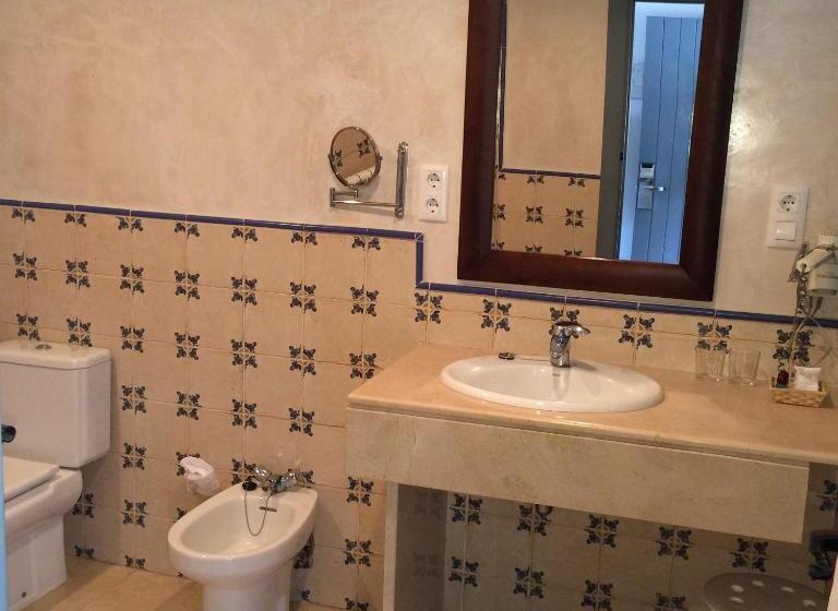 Habitación Estándar con Terraza, Meson De Sancho