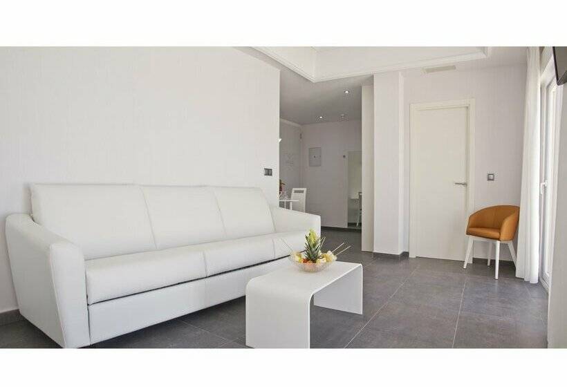 Suite Presidencial, Los Delfines