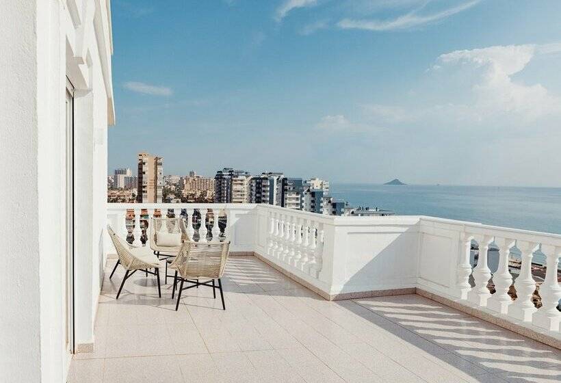 Suite Presidencial, Los Delfines