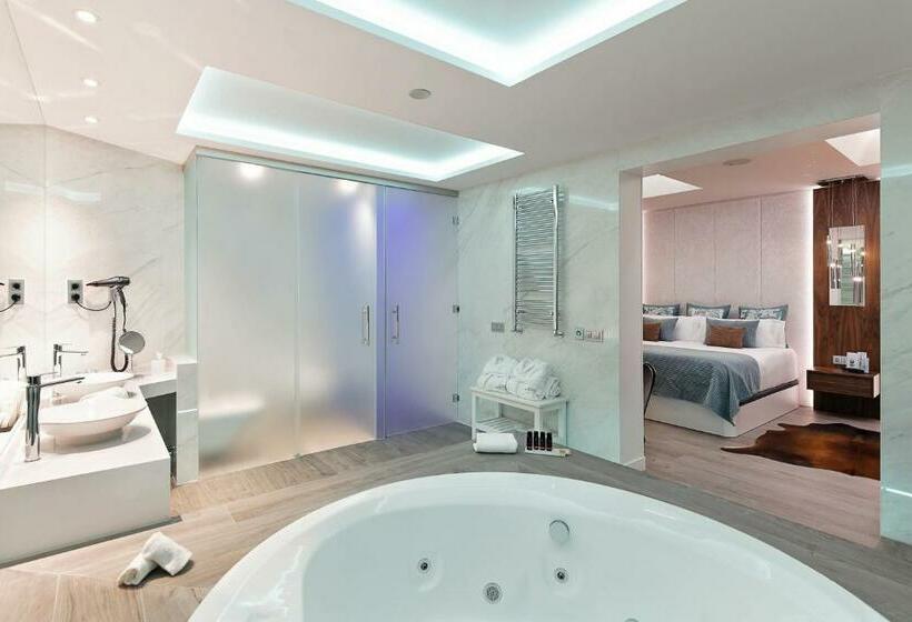 Habitación Deluxe con Hidromasaje, Hotel Mayorazgo