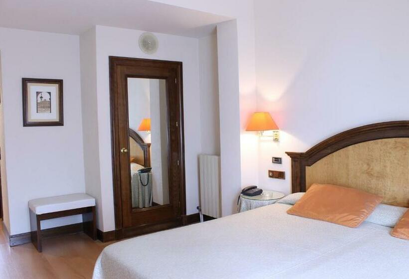 Habitación Estándar, Monterrey