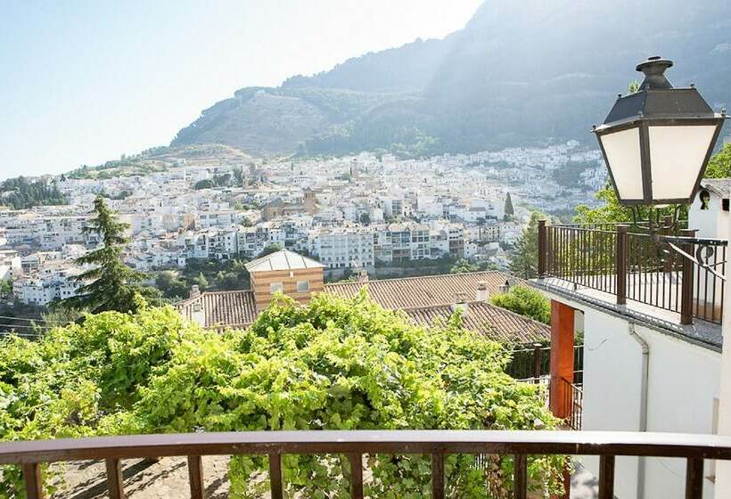 ツーベッドルーム　ヴィラ, Villa Turistica De Cazorla