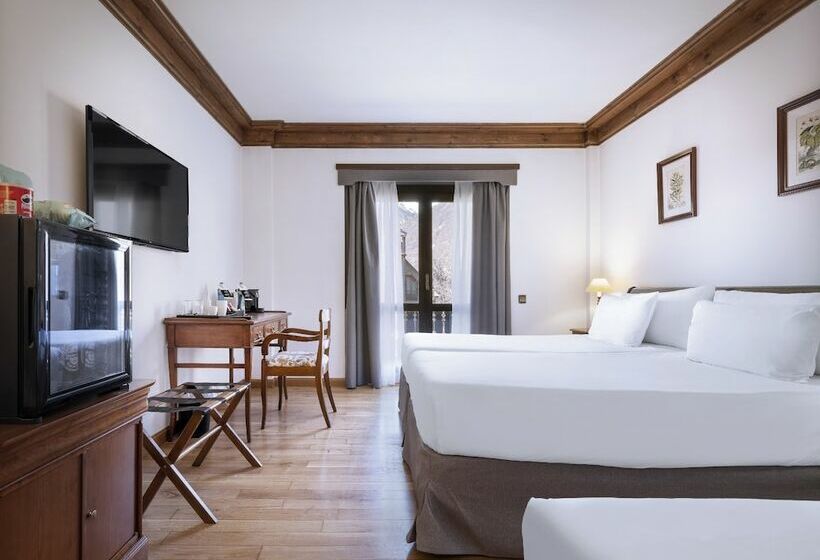 Номер Стандарт Трехместный, Meliá de Tredós