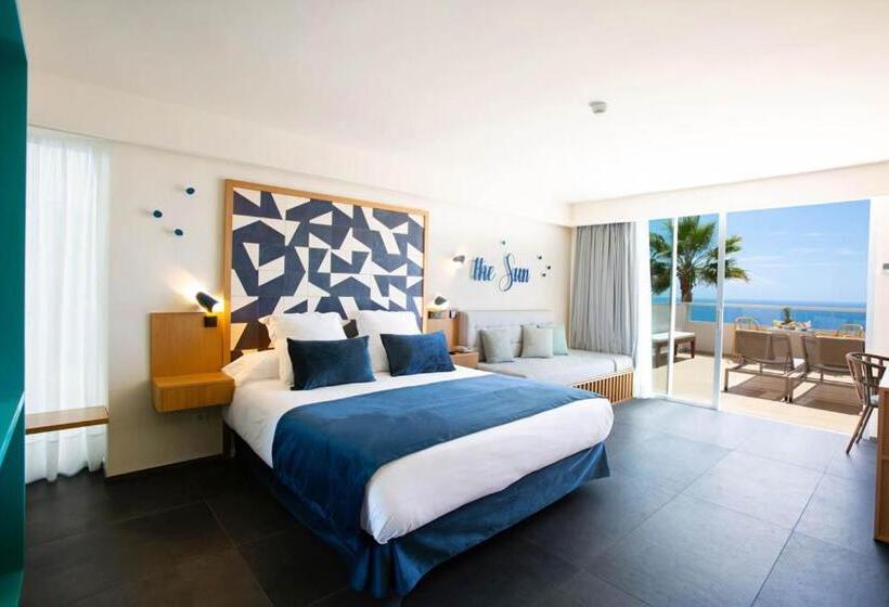 Superior Zimmer mit Balkon und Meerblick, Servatur Riosol