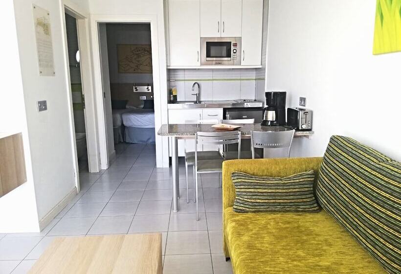 Appartamento Classico 2 Camera da Letto, Servatur Riosol