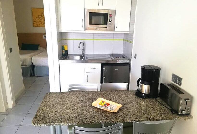 Appartamento Classico 2 Camera da Letto, Servatur Riosol