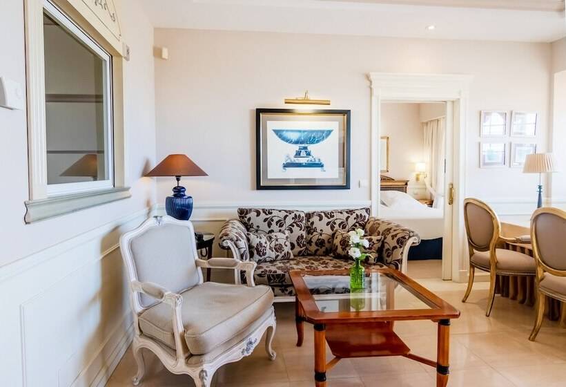 2 Schlafzimmer Superior Apartment, Guadalpin Suites