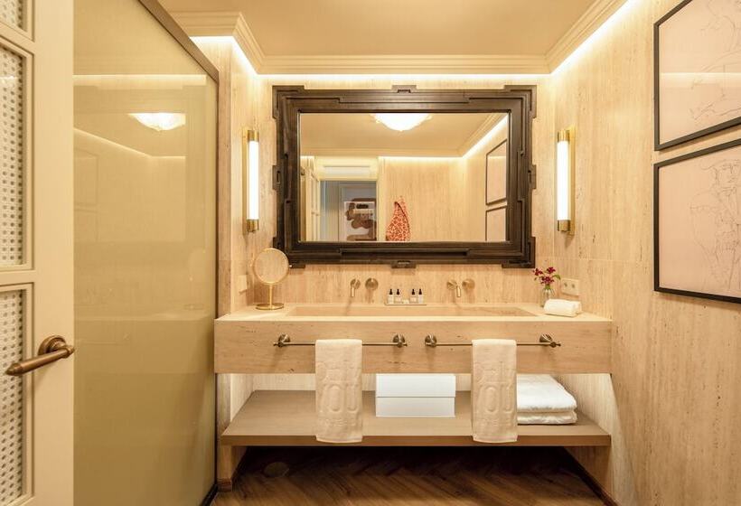 اتاق لوکس, Only You Hotel Sevilla