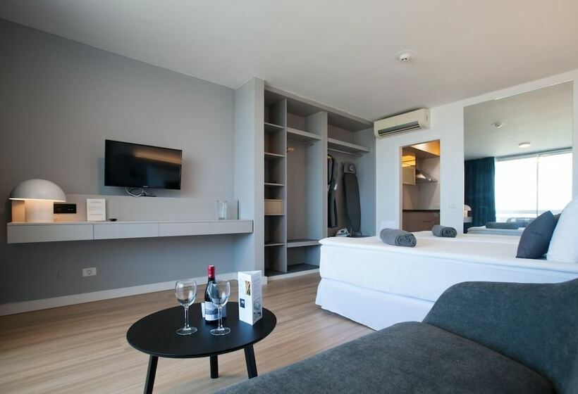 Полулюкс Вид на Море, Coral Suites & Spa - Adults Only