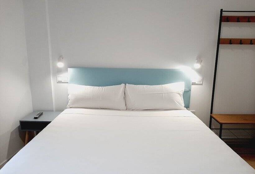 اتاق استاندارد, Hostal Carmen By Gaiarooms
