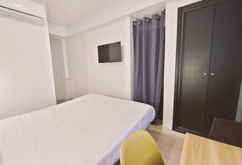 اتاق استاندارد, Hostal Carmen By Gaiarooms