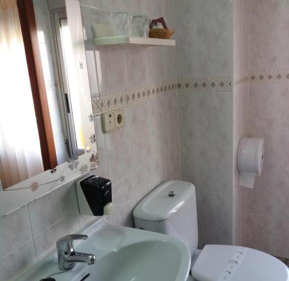Habitación Estándar, Hostal La Pilarica