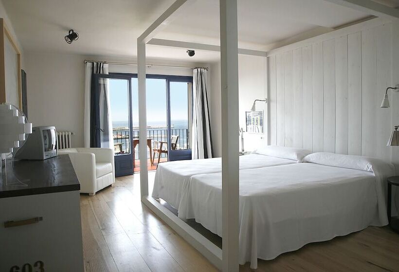 Triple Room Sea View, Trias