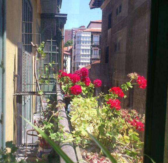 اتاق استاندارد یک تخته با سرویس بهداشتی مشترک, Roquefer Bilbao Central Rooms