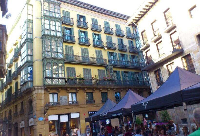 标准单人间共用浴室, Roquefer Bilbao Central Rooms