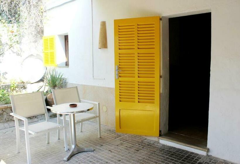 اتاق استاندارد سه نفره, Hostal Catalina Vera