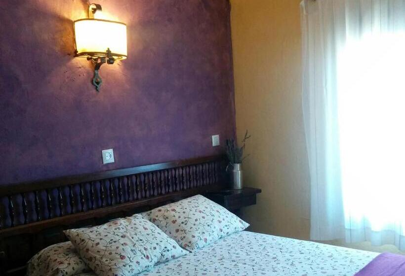 스탠다드 룸, Hostal Refugio De Gredos