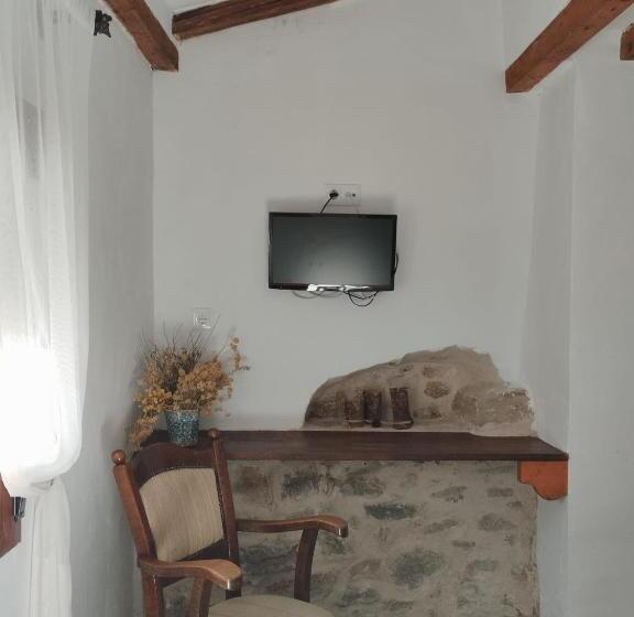 스탠다드 룸, Hostal Refugio De Gredos