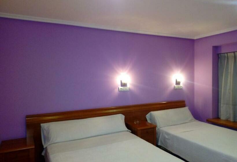 Номер Стандарт, Hostal álvarez