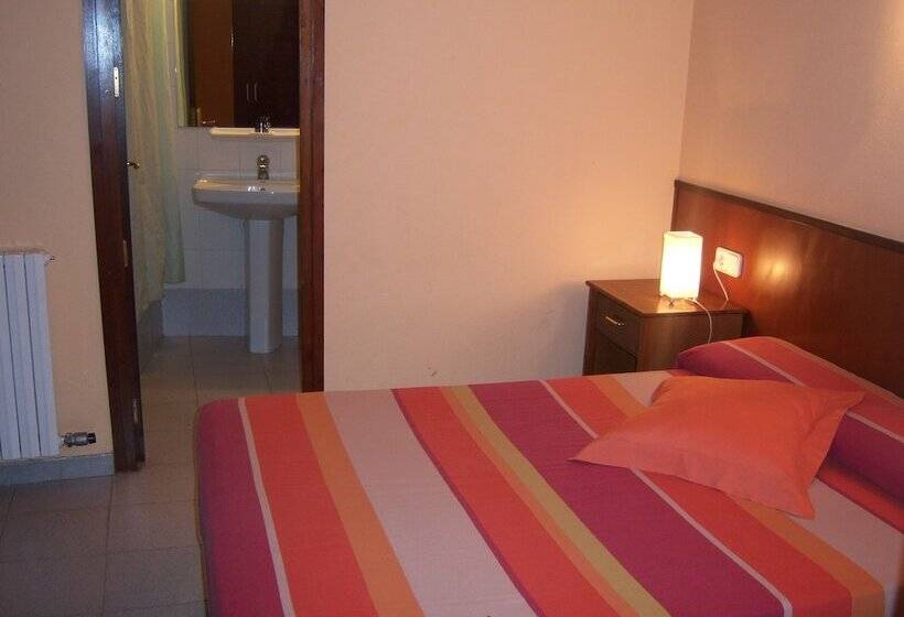 Номер Стандарт, Hostal Les Collades