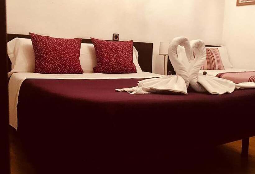 اتاق استاندارد, Hostal A  Nuestra Senora De La Paloma